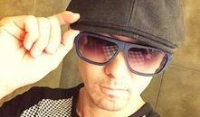 戴墨镜爆料大叔视频,揭秘背后惊人真相